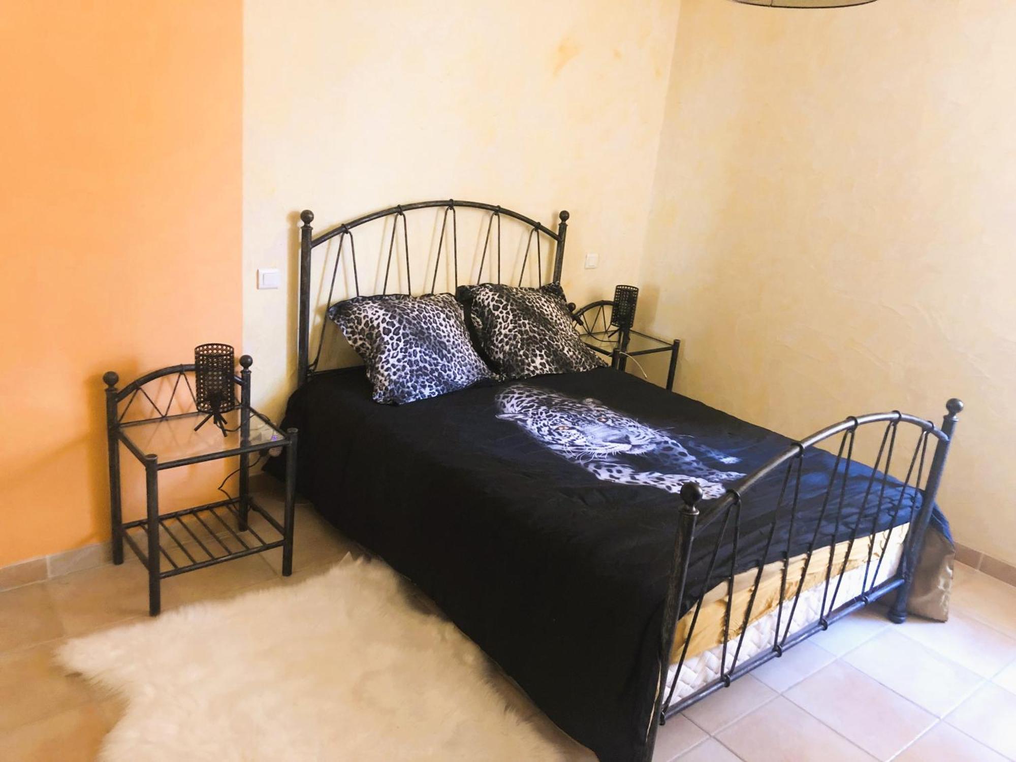 Agreable Maison De Ville Avec Patio Sigean Esterno foto